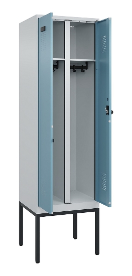 C+P Schwarz-Weiß-Spind Evolo PLUS 0490327-40 mit Gestell 4 Abt.je 300mm Drehriegel (HxBxT) 2120x1200x815mm 7035/0010