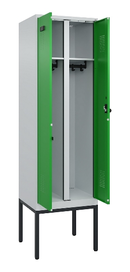 C+P Schwarz-Weiß-Spind Evolo PLUS 0490327-40 mit Gestell 4 Abt.je 300mm Drehriegel (HxBxT) 2120x1200x815mm 7035/0010