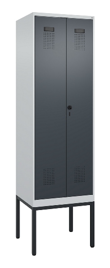 C+P Schwarz-Weiß-Spind Evolo PLUS 0490327-40 mit Gestell 4 Abt.je 300mm Drehriegel (HxBxT) 2120x1200x815mm 7035/0010