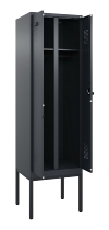 C+P Schwarz-Weiß-Spind Evolo PLUS 0490327-40 mit Gestell 4 Abt.je 300mm Drehriegel (HxBxT) 2120x1200x815mm 7035/0010
