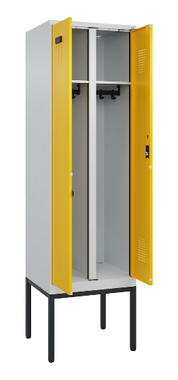C+P Schwarz-Weiß-Spind Evolo PLUS 0490327-40 mit Gestell 4 Abt.je 300mm Drehriegel (HxBxT) 2120x1200x815mm 7035/0010