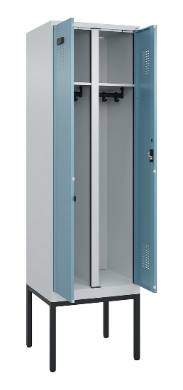 C+P Schwarz-Weiß-Spind Evolo PLUS 0490327-40 mit Gestell 4 Abt.je 300mm Drehriegel (HxBxT) 2120x1200x815mm 7035/0010