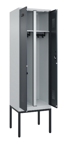 C+P Schwarz-Weiß-Spind Evolo PLUS 0490327-40 mit Gestell 4 Abt.je 300mm Drehriegel (HxBxT) 2120x1200x815mm 7035/0010