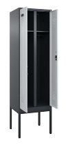 C+P Schwarz-Weiß-Spind Evolo PLUS 0490327-40 mit Gestell 4 Abt.je 300mm Drehriegel (HxBxT) 2120x1200x815mm 7035/0010