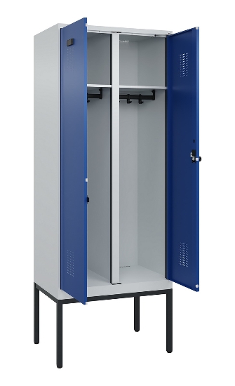 C+P Schwarz-Weiß-Spind Evolo PLUS 0490327-40 mit Gestell 4 Abt.je 300mm Drehriegel (HxBxT) 2120x1200x815mm 7035/0010