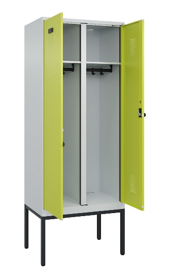 C+P Schwarz-Weiß-Spind Evolo PLUS 0490327-40 mit Gestell 4 Abt.je 300mm Drehriegel (HxBxT) 2120x1200x815mm 7035/0010