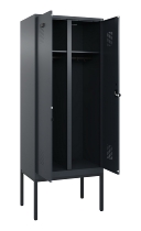 C+P Schwarz-Weiß-Spind Evolo PLUS 0490327-40 mit Gestell 4 Abt.je 300mm Drehriegel (HxBxT) 2120x1200x815mm 7035/0010