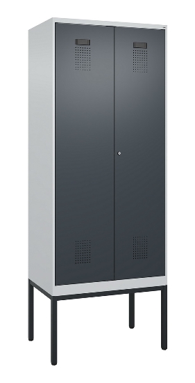 C+P Schwarz-Weiß-Spind Evolo PLUS 0490327-40 mit Gestell 4 Abt.je 300mm Drehriegel (HxBxT) 2120x1200x815mm 7035/0010