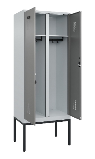 C+P Schwarz-Weiß-Spind Evolo PLUS 0490327-40 mit Gestell 4 Abt.je 300mm Drehriegel (HxBxT) 2120x1200x815mm 7035/0010