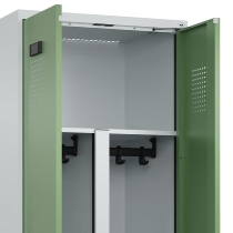 C+P PSA Doppel-Spind Evolo PLUS 0490327-22 mit Gestell 2 Abt.je 400mm Drehriegel (HxBxT) 2120x800x815mm 7035/1004