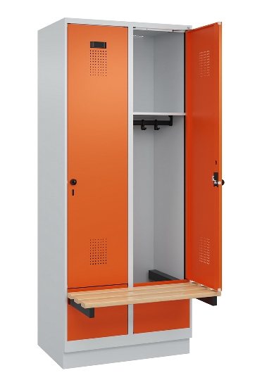 C+P Spind Evolo PLUS 049040-30 integrierte Bank 3 Abt.je 300mm Drehriegel (HxBxT) 1950x900x815mm 9016/6019