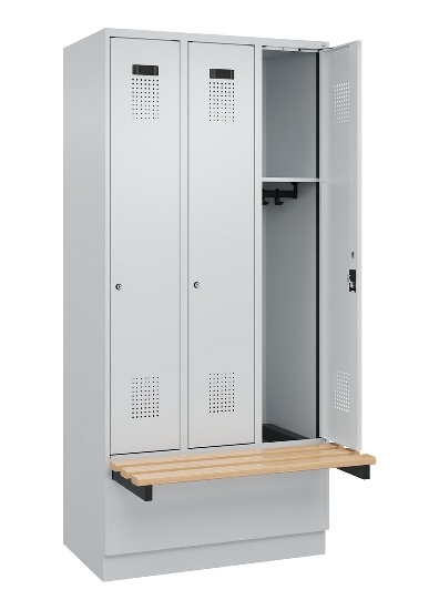 C+P Spind Evolo PLUS 049040-30 integrierte Bank 3 Abt.je 300mm Drehriegel (HxBxT) 1950x900x815mm 9016/6019