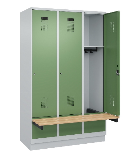 C+P Spind Evolo PLUS 049040-30 integrierte Bank 3 Abt.je 300mm Drehriegel (HxBxT) 1950x900x815mm 9016/6019