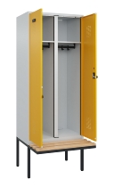 C+P Schwarz-Weiß-Spind Evolo PLUS 0490427-22 schw.Bank 2 Abt.je 400mm Drehriegel (HxBxT) 2120x800x815mm 7035/5012