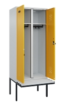 C+P Schwarz-Weiß-Spind Evolo PLUS 0490427-20 schw.Bank 2 Abt.je 300mm Drehriegel (HxBxT) 2120x600x815mm 7035/3003