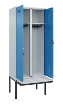 C+P Schwarz-Weiß-Spind Evolo PLUS 0490427-20 schw.Bank 2 Abt.je 300mm Drehriegel (HxBxT) 2120x600x815mm 7035/3003