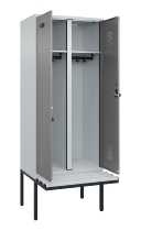 C+P Schwarz-Weiß-Spind Evolo PLUS 0490427-20 schw.Bank 2 Abt.je 300mm Drehriegel (HxBxT) 2120x600x815mm 7035/3003