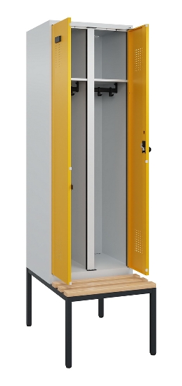 C+P Schwarz-Weiß-Spind Evolo PLUS 0490527-40 mit Bank 4 Abt.je 300mm Drehriegel (HxBxT) 2120x1200x815mm 7035/3000