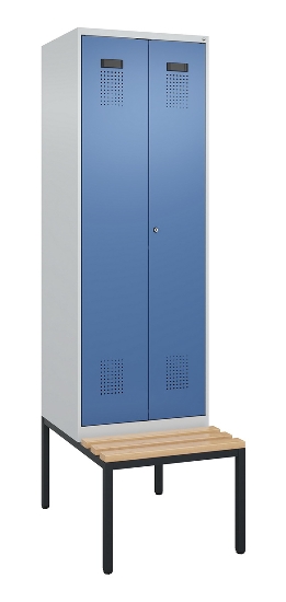 C+P Schwarz-Weiß-Spind Evolo PLUS 0490527-40 mit Bank 4 Abt.je 300mm Drehriegel (HxBxT) 2120x1200x815mm 7035/3000
