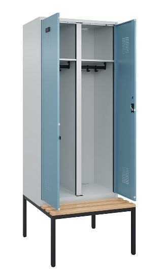 C+P Schwarz-Weiß-Spind Evolo PLUS 0490527-40 mit Bank 4 Abt.je 300mm Drehriegel (HxBxT) 2120x1200x815mm 7035/3000