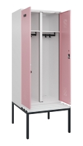 C+P Schwarz-Weiß-Spind Evolo PLUS 0490527-22 mit Bank 2 Abt.je 400mm Zylinder (HxBxT) 2120x800x815mm 9016/6019
