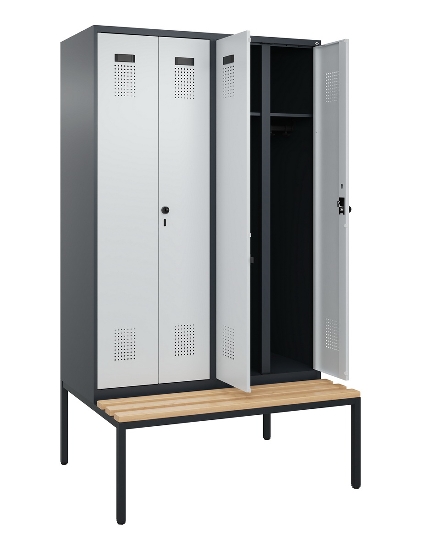 C+P Schwarz-Weiß-Spind Evolo PLUS 0490527-40 mit Bank 4 Abt.je 300mm Drehriegel (HxBxT) 2120x1200x815mm 7035/3000