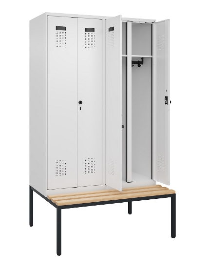 C+P Schwarz-Weiß-Spind Evolo PLUS 0490527-40 mit Bank 4 Abt.je 300mm Drehriegel (HxBxT) 2120x1200x815mm 7035/3000