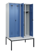 C+P Schwarz-Weiß-Spind Evolo PLUS 0490527-22 mit Bank 2 Abt.je 400mm Zylinder (HxBxT) 2120x800x815mm 9016/6019