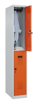 C+P Doppelstock-Spind 049300-32 Evolo PLUS bodenstehend 3 Abt.400mm je 2 Fächer Drehriegel (HxBxT)1850x1200x500mm 9016/6019