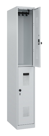 C+P Doppelstock-Spind 049300-32 Evolo PLUS bodenstehend 3 Abt.400mm je 2 Fächer Drehriegel (HxBxT)1850x1200x500mm 9016/6019