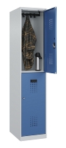 C+P Doppelstock-Spind 049300-32 Evolo PLUS bodenstehend 3 Abt.400mm je 2 Fächer Drehriegel (HxBxT)1850x1200x500mm 9016/6019