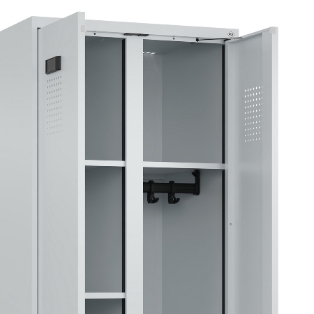 C+P Wäsche-/Garderobenpind Evolo PLUS 0496x0-20/-22 bodenstehend/Füße/Sockel