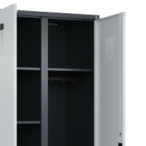 C+P Wäsche-/Garderobenpind Evolo PLUS 0496x0-20/-22 bodenstehend/Füße/Sockel