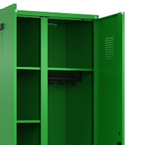 C+P Wäsche-/Garderobenspind Evolo PLUS 049620-22 mit Sockel 2 Abt.je 400mm Zylinder (HxBxT) 1950x800x500mm 6037/6037