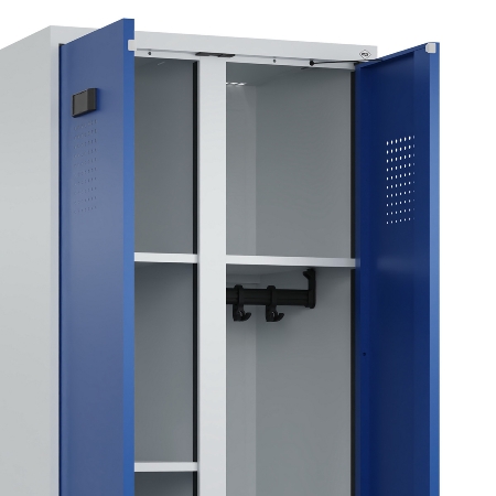 C+P Wäsche-/Garderobenpind Evolo PLUS 0496x0-20/-22 bodenstehend/Füße/Sockel