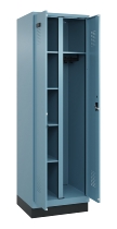 C+P Wäsche-/Garderobenspind Evolo PLUS 049620-22 mit Sockel 2 Abt.je 400mm Zylinder (HxBxT) 1950x800x500mm 6037/6037