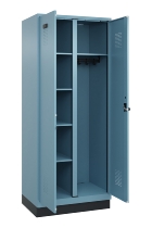 C+P Wäsche-/Garderobenspind Evolo PLUS 049620-22 mit Sockel 2 Abt.je 400mm Zylinder (HxBxT) 1950x800x500mm 6037/6037