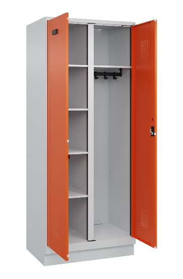 C+P Putzmittel-Spind Evolo PLUS 049x00-00/-02 bodenstehend/Füße/Sockel