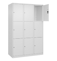 C+P Schließfachschrank Classic PLUS, Füße, 3 Abteile, 1950x900x500mm, 7016/7016