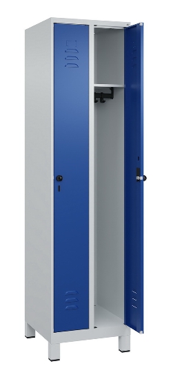 C+P Spind Classic PLUS 080010-39 mit Füßen 3 Abt. 250mm Zylinderschloss (HxBxT) 1950x750x500mm 7016/7016