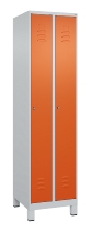 C+P Spind Classic PLUS 080010-39 mit Füßen 3 Abt. 250mm Zylinderschloss (HxBxT) 1950x750x500mm 7016/7016