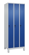C+P Spind Classic PLUS 080010-39 mit Füßen 3 Abt. 250mm Zylinderschloss (HxBxT) 1950x750x500mm 7016/7016