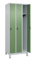C+P Spind Classic PLUS 080010-39 mit Füßen 3 Abt. 250mm Zylinderschloss (HxBxT) 1950x750x500mm 7016/7016