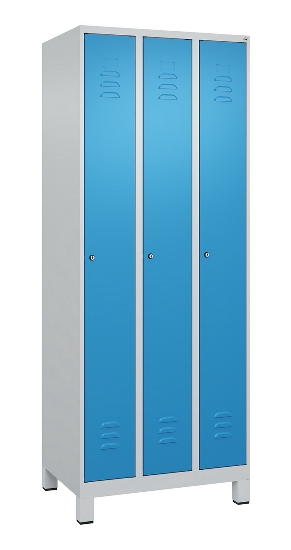 C+P Spind Classic PLUS 080010-39 mit Füßen 3 Abt. 250mm Zylinderschloss (HxBxT) 1950x750x500mm 7016/7016