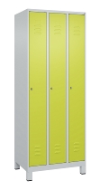 C+P Spind Classic PLUS 080010-39 mit Füßen 3 Abt. 250mm Zylinderschloss (HxBxT) 1950x750x500mm 7016/7016