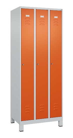 C+P Spind Classic PLUS 080010-39 mit Füßen 3 Abt. 250mm Zylinderschloss (HxBxT) 1950x750x500mm 7016/7016
