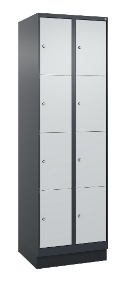 C+P Schließfachschrank Classic PLUS, Sockel, 3 Abteile, 1950x900x500mm, 7035/2004