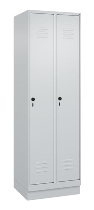 C+P Spind Classic PLUS 080020-12f mit Sockel 1 Abt.400mm Trennwand Drehriegel (HxBxT) 1950x400x500mm 7035/2004