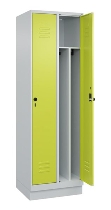 C+P Spind Classic PLUS 080020-12f mit Sockel 1 Abt.400mm Trennwand Drehriegel (HxBxT) 1950x400x500mm 7035/2004