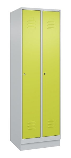 C+P Spind Classic PLUS 080020-12f mit Sockel 1 Abt.400mm Trennwand Drehriegel (HxBxT) 1950x400x500mm 7035/2004